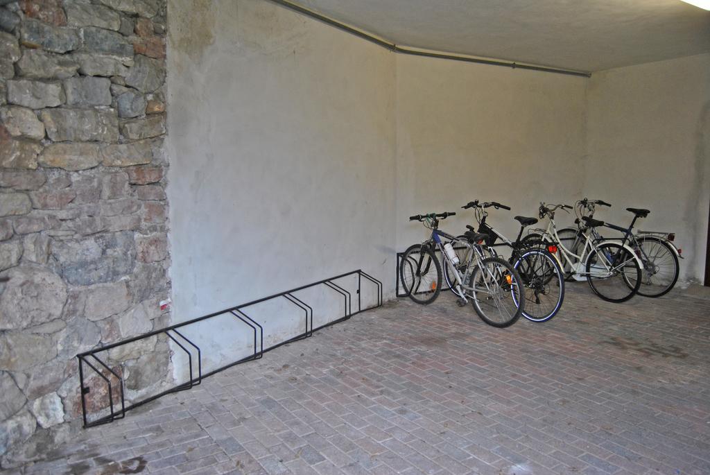 Hotel Garni Delle Rose Ceniga Extérieur photo